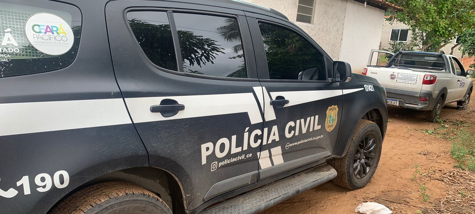 Suspeitos de extorsão são presos pela Polícia Civil em Quixadá